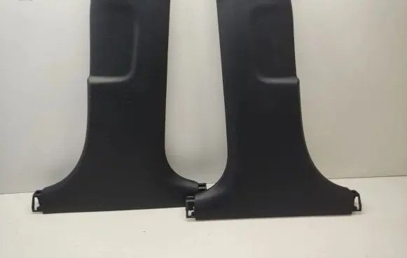 KIA Stonic (B) pillar trim (bottom) 85836H8000 85846H8000