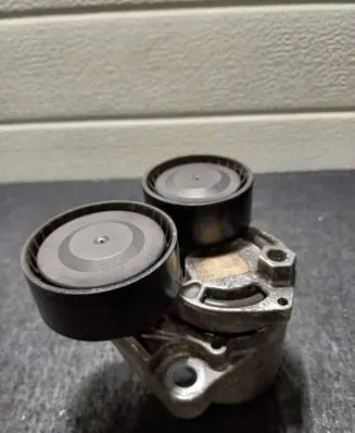 BMW X5 F15 Alternator belt tensioner 7810807