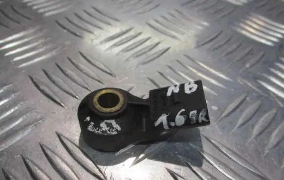Volkswagen New Beetle Detonation knock sensor 030905377C