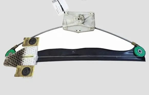 Audi A3 S3 8P Rear window lifting mechanism without motor E006079001