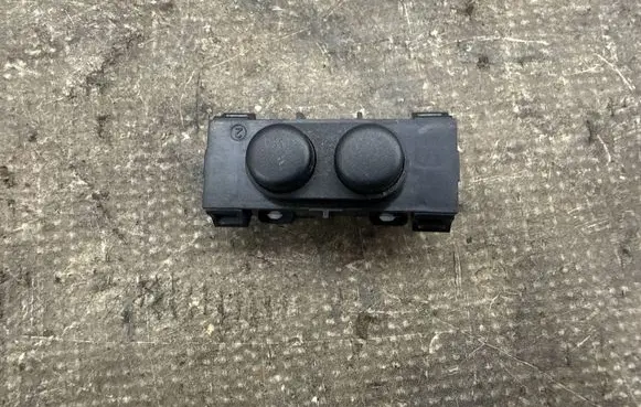 Alfa Romeo Stelvio Seat memory switch 210322 550150 L0508723AA01
