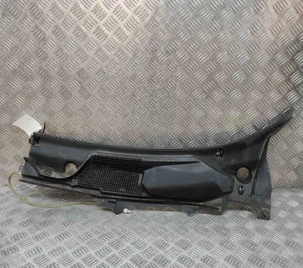 Nissan 350Z Wiper trim LA295311550 66863CD010