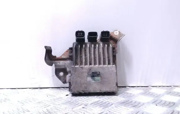 Toyota Avensis T250 Fuel injection control unit/module 8987120070 1310001371