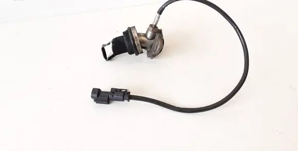 BMW 1 F20 F21 EGR thermostat 7804177