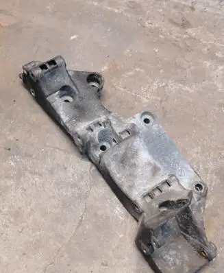 Volkswagen Sharan Engine mounting bracket 045903143C AS11200