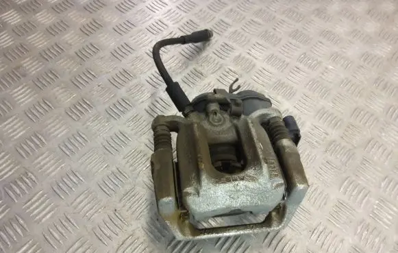 BMW X3 F25 Rear brake caliper