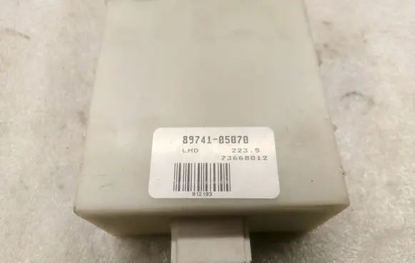 Toyota Avensis T250 Door central lock control unit/module 8974105070