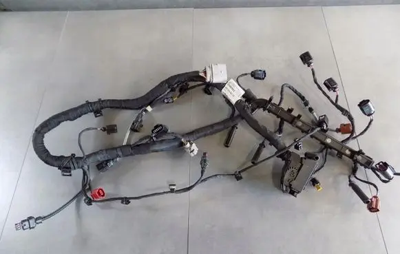 Volkswagen Touran III Engine installation wiring loom 04L972627DT