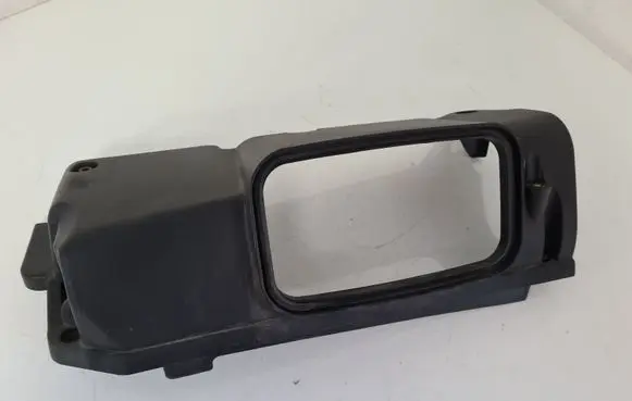 BMW 3 E46 Air filter cleaner box bracket assembly 137177872540