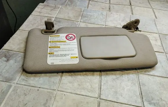 Subaru Outback Sun visor