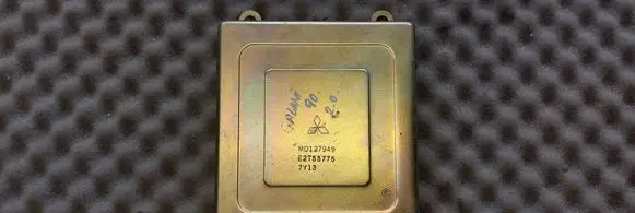 Mitsubishi Galant Engine control unit/module MD127949 E2T55775 7Y13