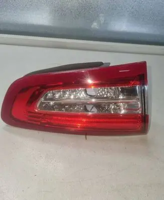 Citroen DS5 Tailgate rear/tail lights 26220112