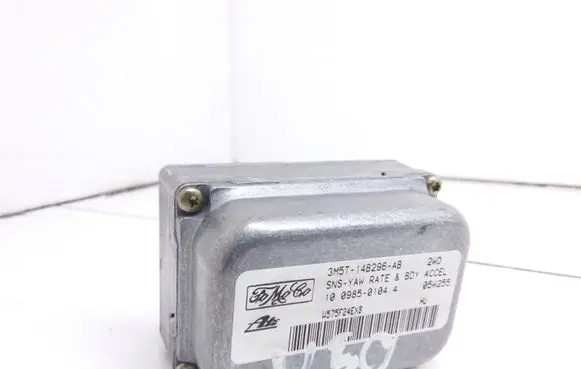 Volvo V50 ESP acceleration yaw rate sensor 3M5T14B296AB 10098501044