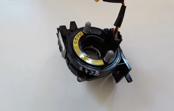 Volvo XC70 Airbag slip ring squib (SRS ring) 31343218