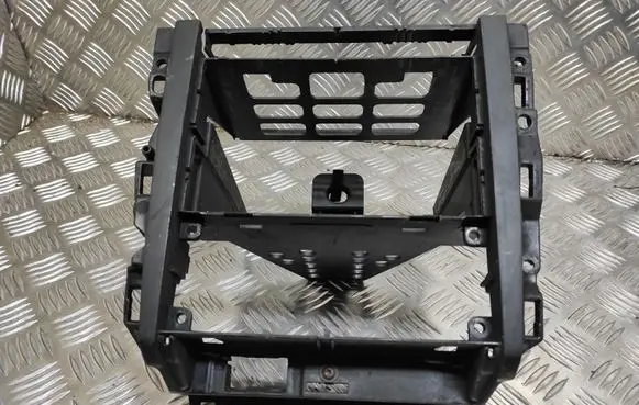Volkswagen Golf IV Dashboard center trim panel 1J1858069