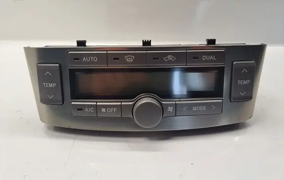 Toyota Avensis T250 Climate control unit MB1465704433 5590005270 5590205050H