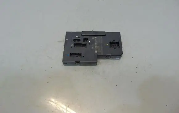 Mercedes-Benz C W204 Fuse box set A2049000902