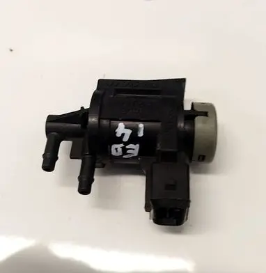 Skoda Octavia Mk2 (1Z) Turbo solenoid valve 1J0906283A
