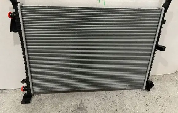 BMW X5 G05 Coolant radiator 17118697883