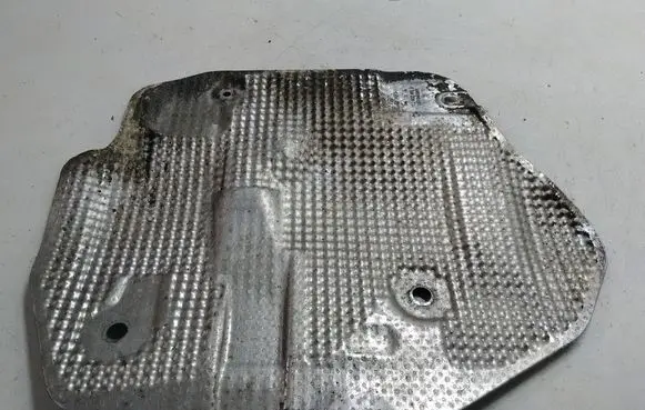 Porsche Cayenne (9PA) Heat shield in engine bay 7L0825615B