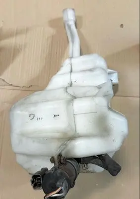Honda Civic Windshield washer fluid reservoir/tank 010144 22025