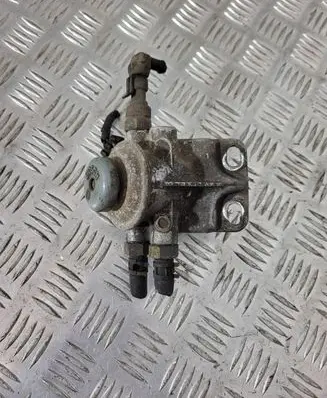 KIA Sorento Fuel filter bracket/mount holder 