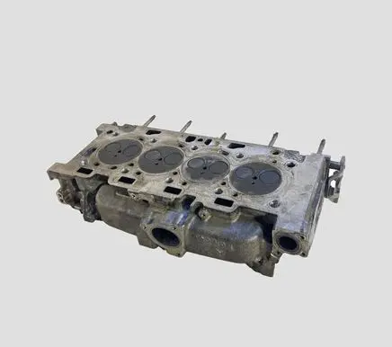 Citroen DS4 Engine head 9684487210