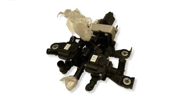 Volvo EX30 Coolant heater control valve 8890237644