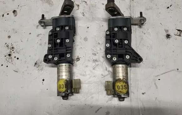 Audi Q7 4M Tailgate hydraulic pump motor 4M0827851
