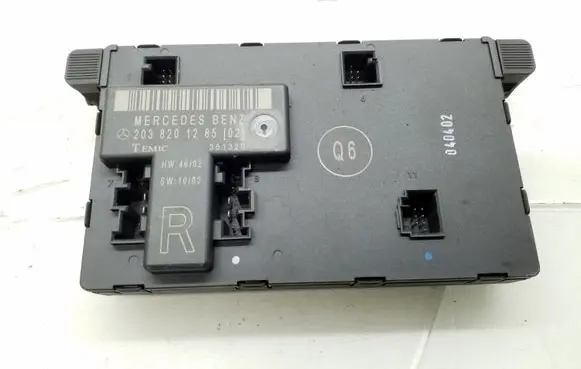 Mercedes-Benz C W203 Door control unit/module A2038201285