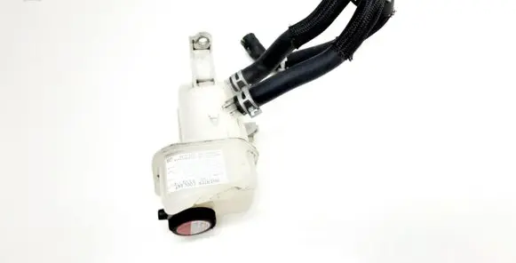 Lexus CT 200H Coolant expansion tank/reservoir