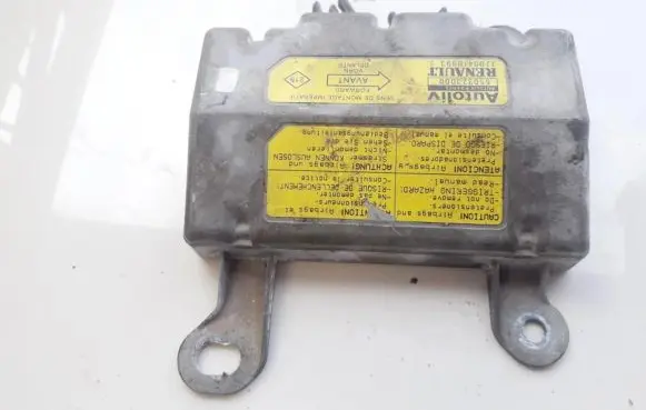 Renault Laguna I Airbag control unit/module 7700410993 550323000