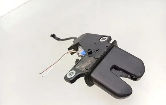 Tailgate/trunk/boot lock/catch/latch