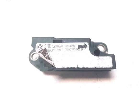 Volkswagen New Beetle Airbag deployment crash/impact sensor IJ0909606L