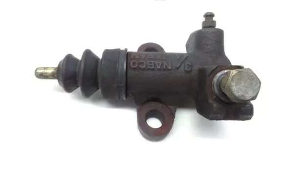Clutch slave cylinder