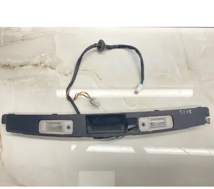 Hyundai Santa Fe Trunk door license plate light bar 873722W100