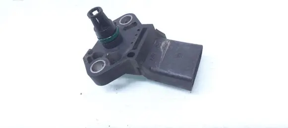 Volkswagen PASSAT B5.5 Air pressure sensor 038906051C 0281002401