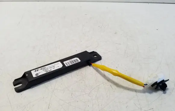 KIA Sportage Keyless system antenna 95420D9100
