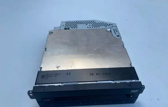 BMW 7 F01 F02 F03 F04 Navigation unit CD/DVD player 9111647 23310110