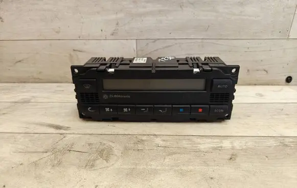 Volkswagen PASSAT B5.5 Climate control unit 3B1907044H