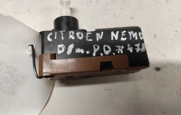 Citroen Nemo Headlight level adjustment motor 