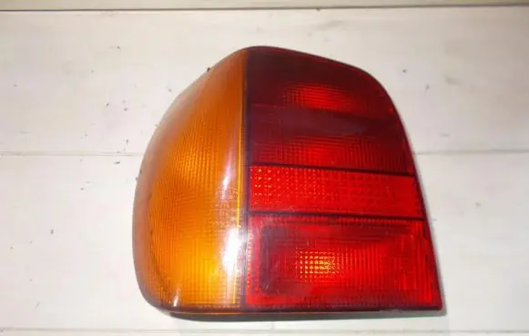 Volkswagen Polo III 6N 6N2 6NF Rear/tail lights 962565
