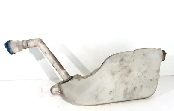 Windshield washer fluid reservoir/tank