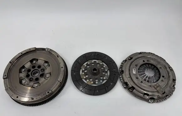 Renault Trafic III (X82) Clutch set kit 123101516R 302059239R