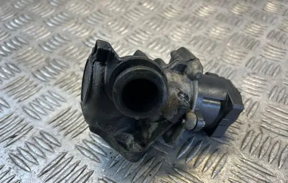 Peugeot 308 SW EGR valve 9672880080 906700640 V29006980