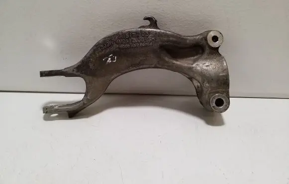 Audi A6 S6 C8 4K Lower shock absorber bracket 4M0413038
