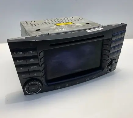 Mercedes-Benz CLS C219 Radio/CD/DVD/GPS head unit A2118704789 51170411 2118704789