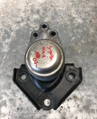 Ford S-MAX Engine mounting bracket