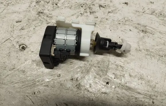 Opel Insignia A Headlight level adjustment motor 6NM00971500