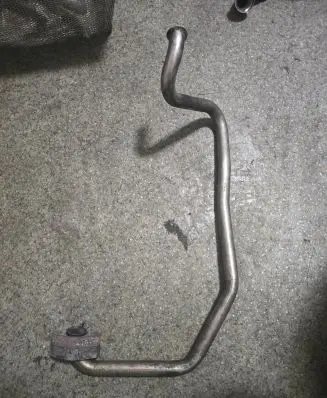 Brake vacuum hose/pipe